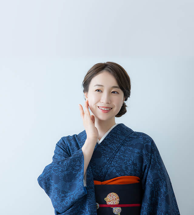 きものを着ている女性